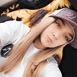 Meet your Posher, Mackenzie